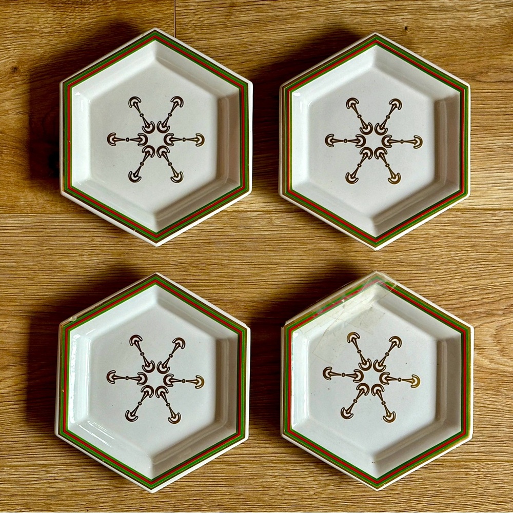 RARE Vintage 1970s Gucci Horsebit Porcelain Hexagon 4 Plate Set in Leather Case - Picture 3 of 17